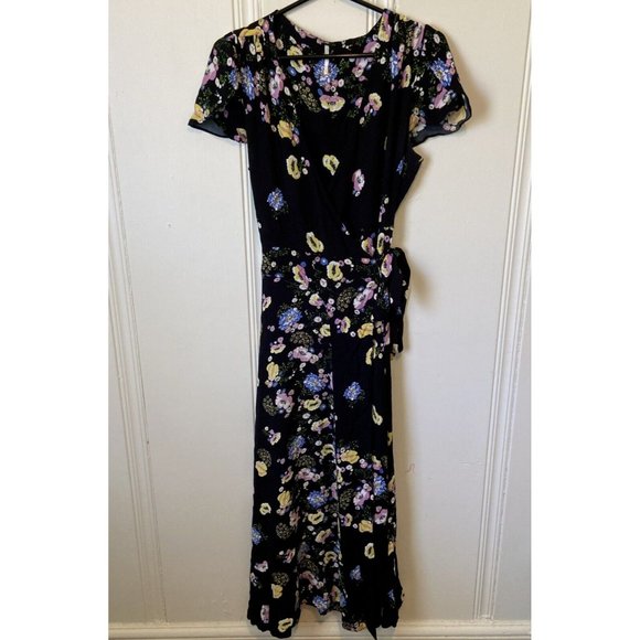 Free People Dresses & Skirts - Free People Gorgeous Jess Wrap Floral Dress Size M